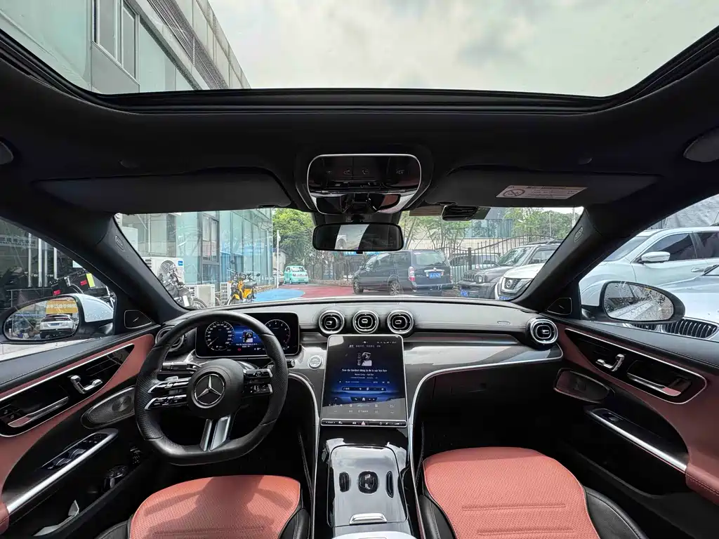 Mercedes-Benz C-Class 2022 — фото 13