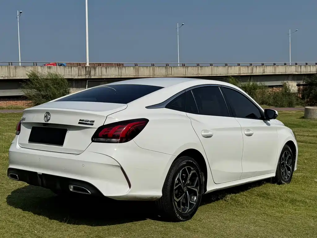 MG MG5 2023
