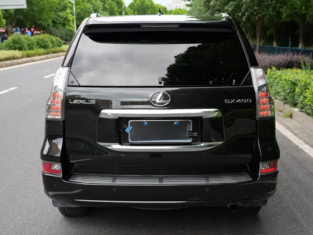 Lexus GX 2014 — фото 10