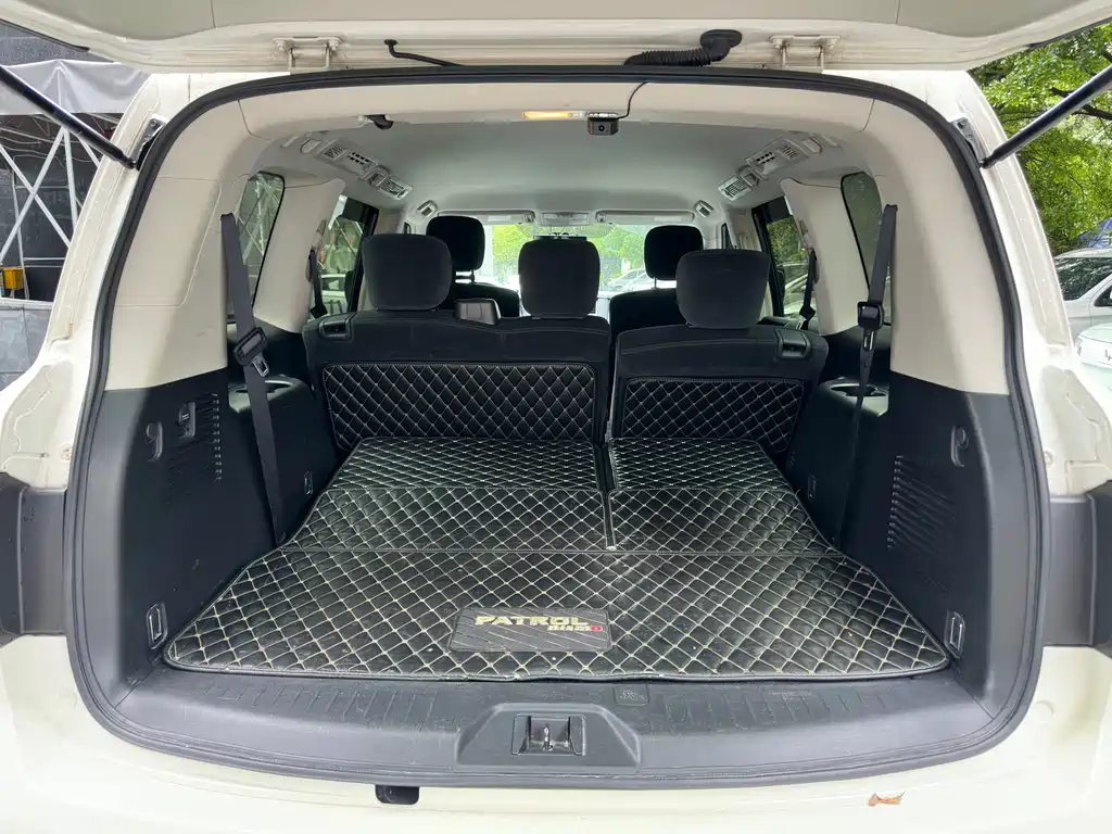 Nissan Patrol 2017 — фото 23