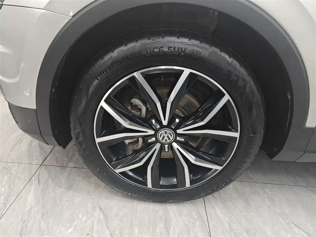 Volkswagen Tiguan L 2019 — фото 23