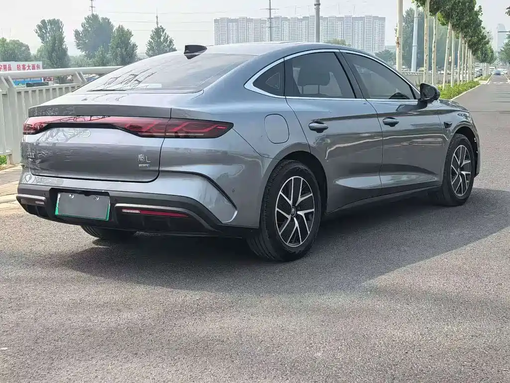 BYD Qin L 2025 — фото 9