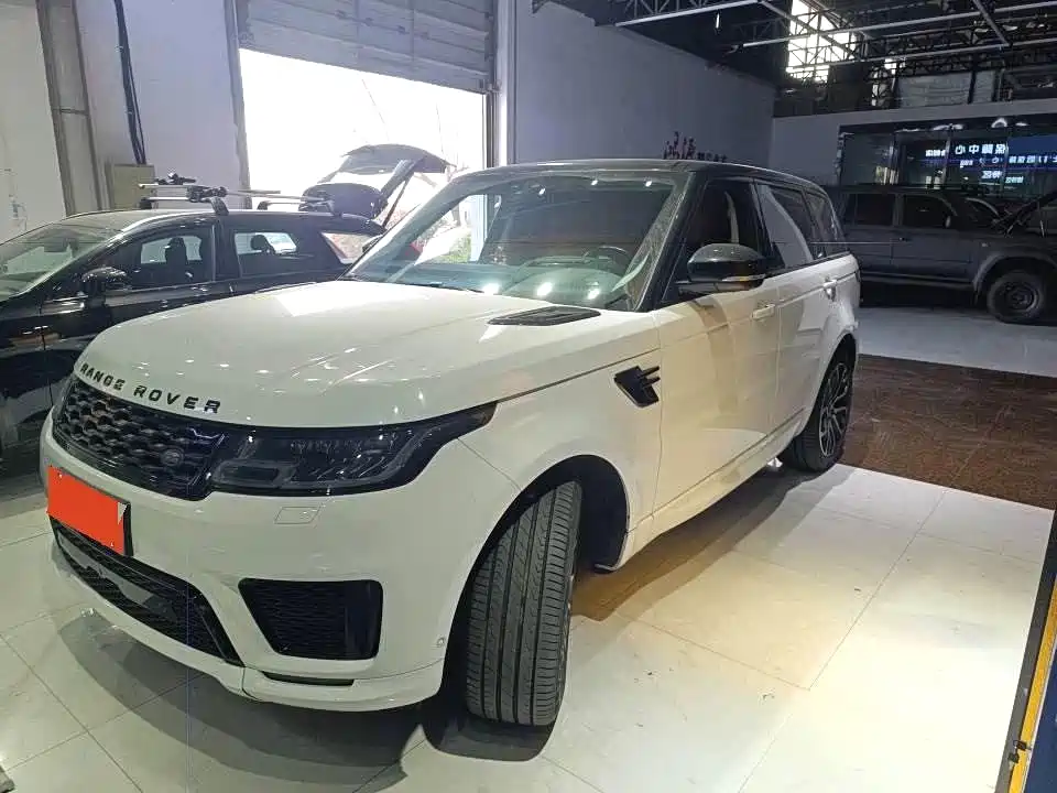 Land Rover Sport 2021 — фото 1
