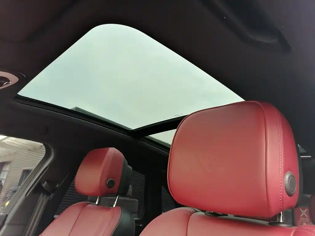 Porsche Macan 2023 — фото 17