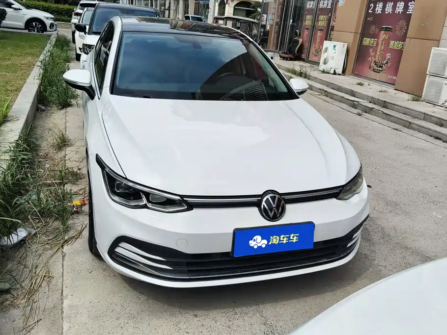 Volkswagen Golf 2022