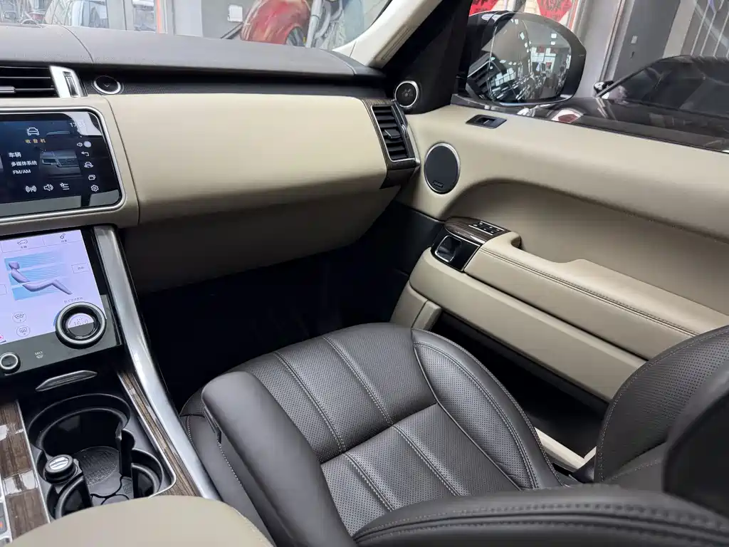 Land Rover Sport 2015 — фото 15