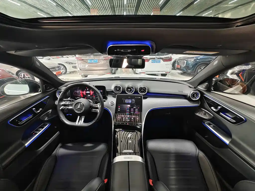 Mercedes-Benz C-Class 2022 — фото 8