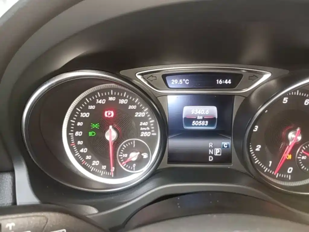 Mercedes-Benz GLA 2019 — фото 12