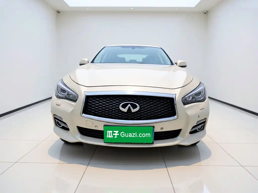 Infiniti Q50L 2017 — фото 24