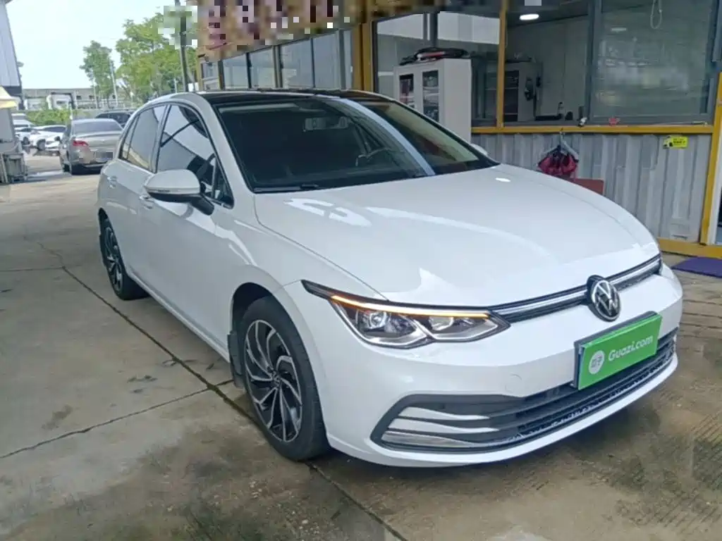 Volkswagen Golf 2023