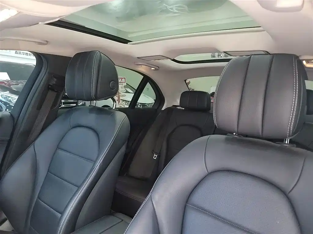 Mercedes-Benz C-Class 2021 — фото 18