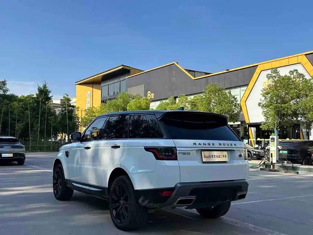 Land Rover Sport PHEV 2018
