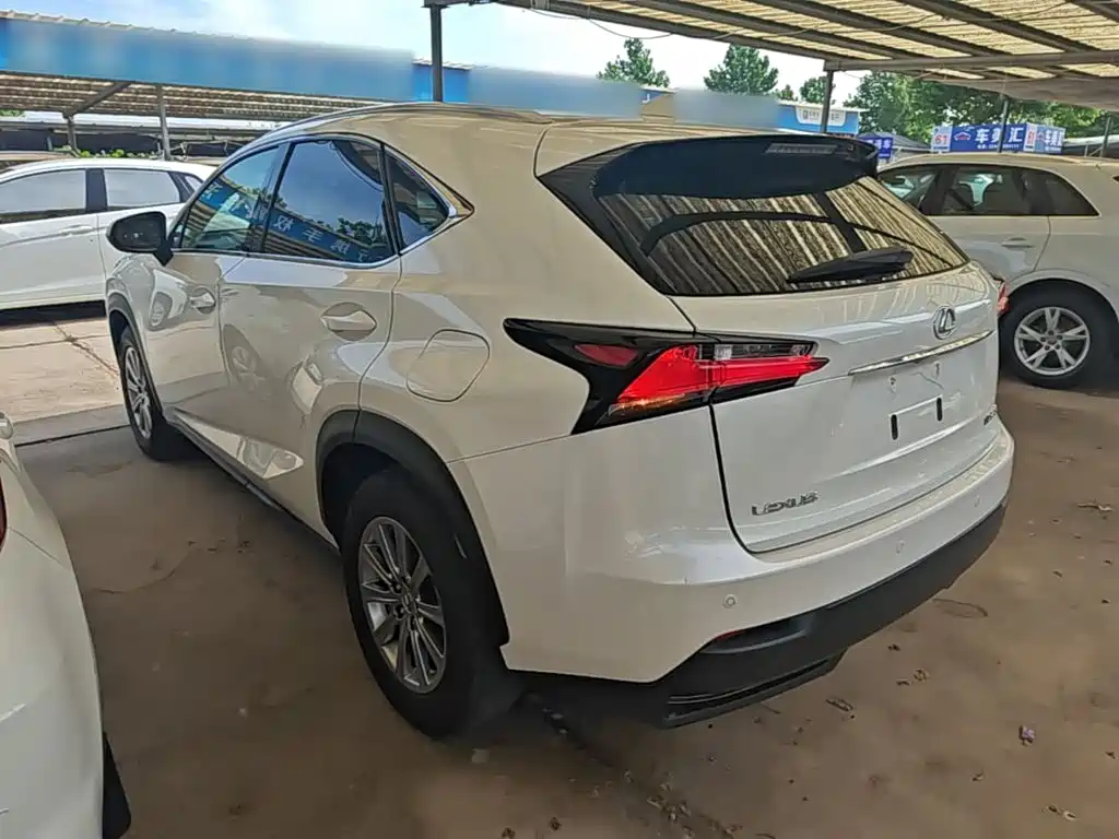 Lexus NX 2015