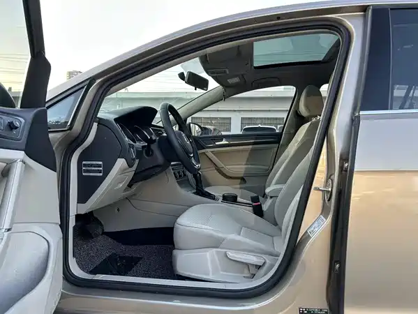 Volkswagen Golf 2015