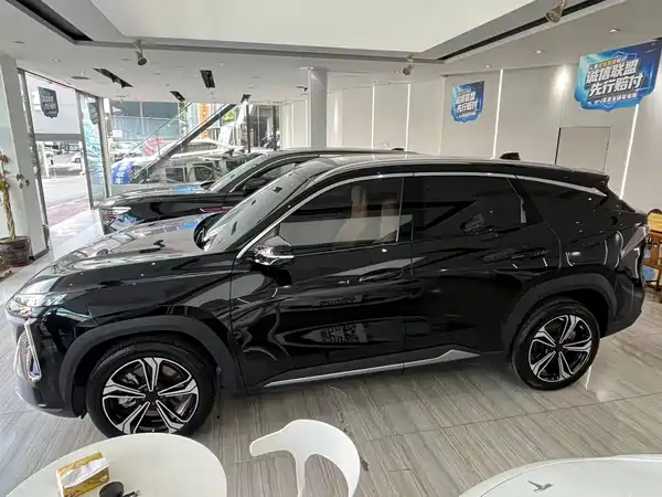 Geely Galaxy L7 2024