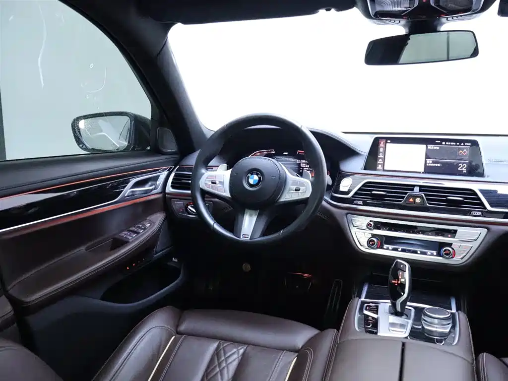 BMW 7 Series 2022 — фото 14