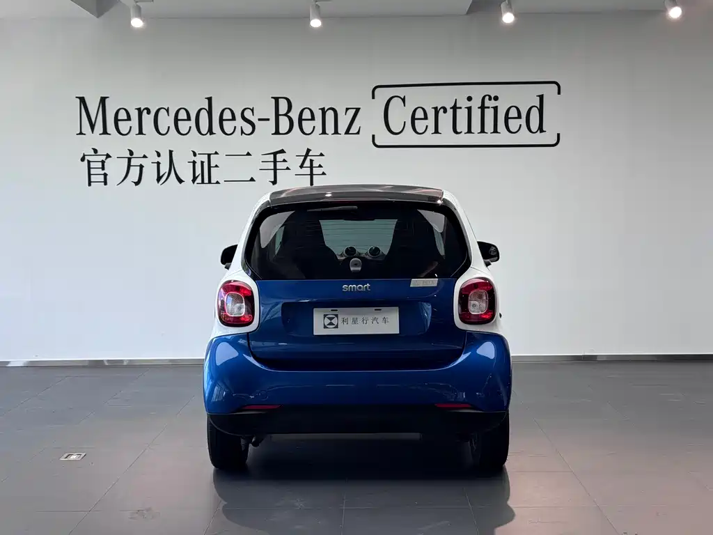 smart Fortwo 2016 — фото 15