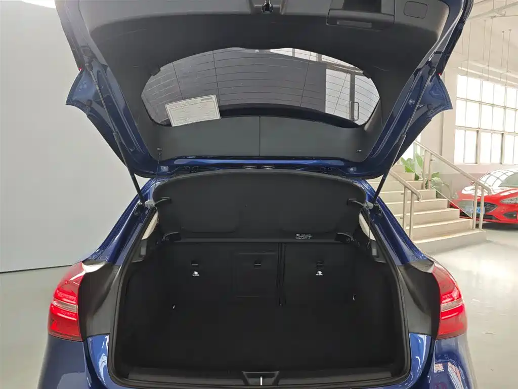 Mercedes-Benz GLA 2018 — фото 10