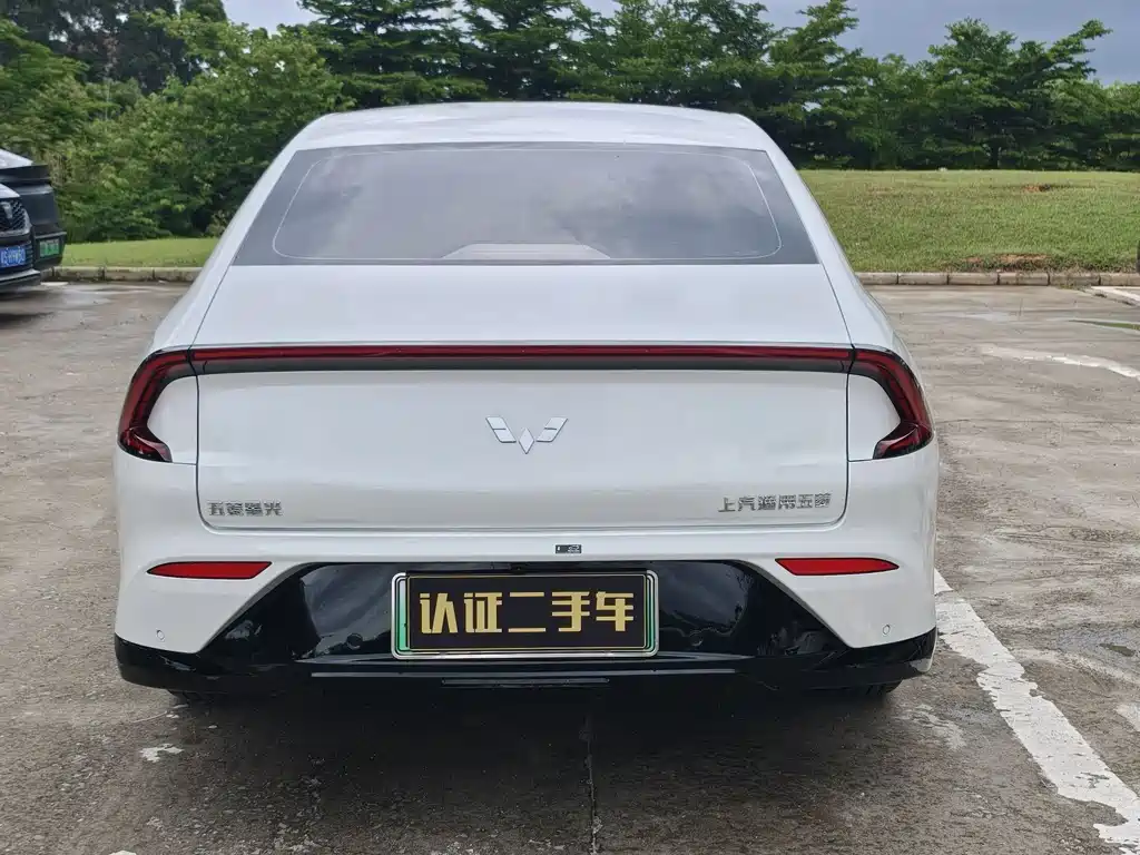 Wuling Starlight 2025 — фото 13