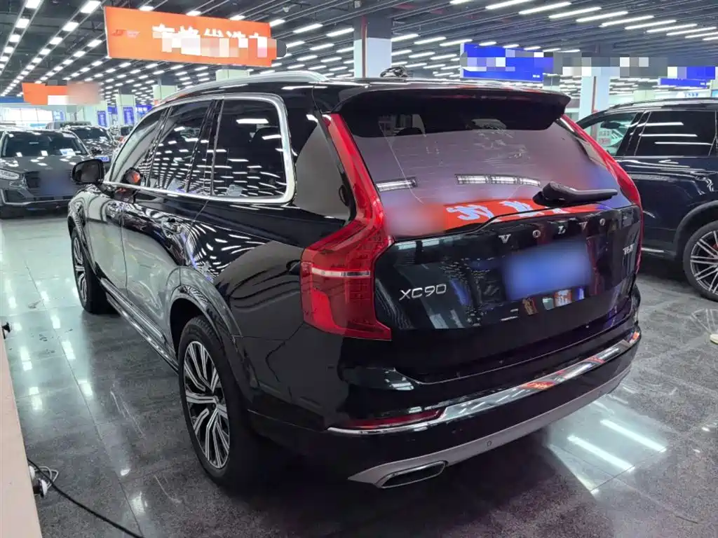 Volvo XC90 2020 — фото 23