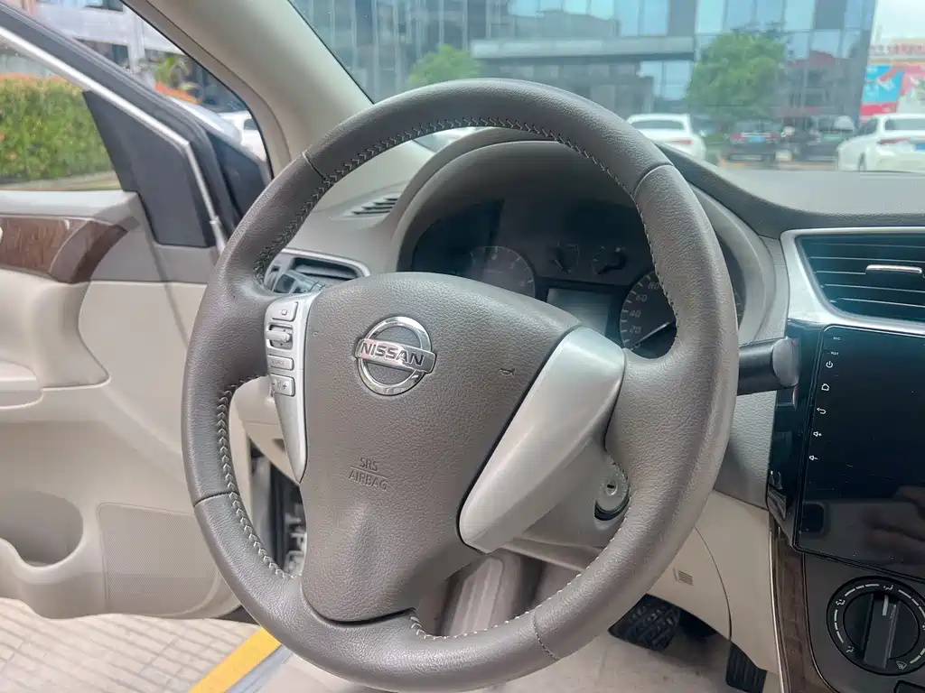 Nissan Sylphy 2013 — фото 12