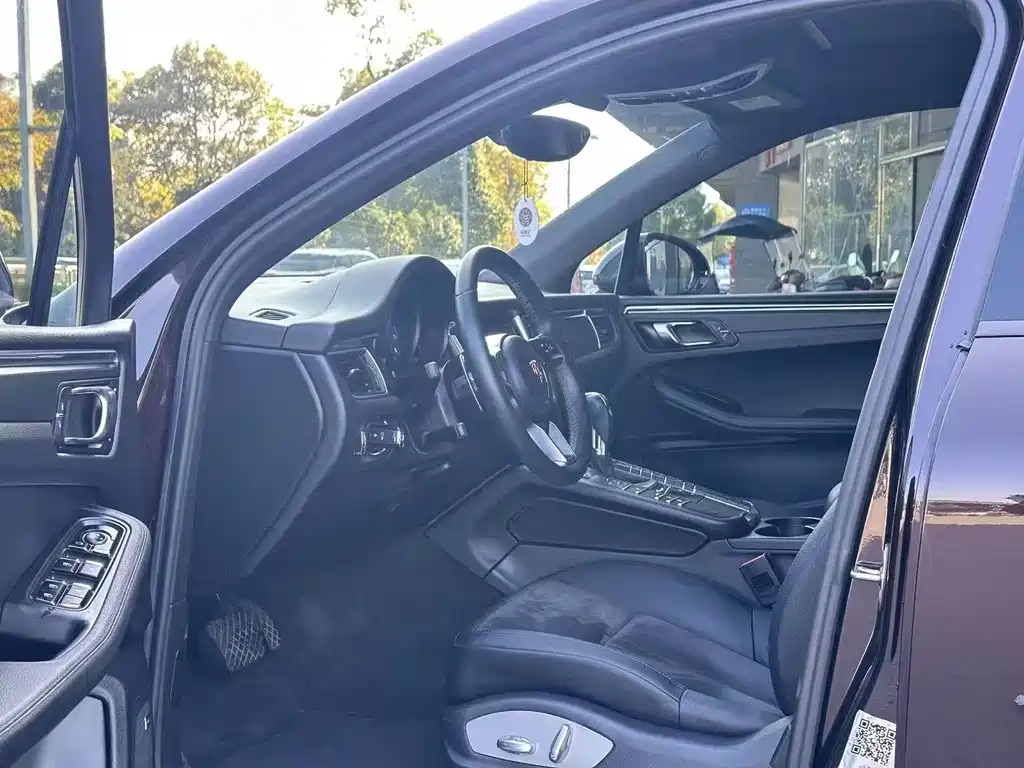 Porsche Macan 2015