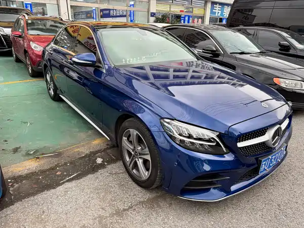 Mercedes-Benz C-Class 2020
