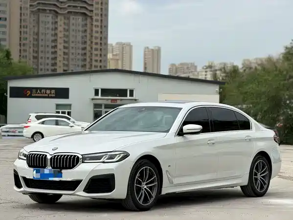 BMW 5 Series 2022