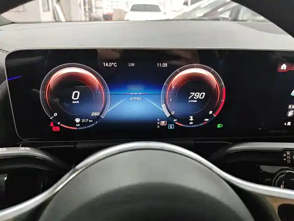 Mercedes-Benz GLA 2020