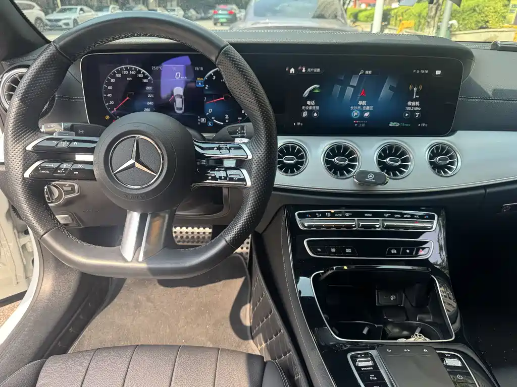 Mercedes-Benz E-Class 2023 — фото 8