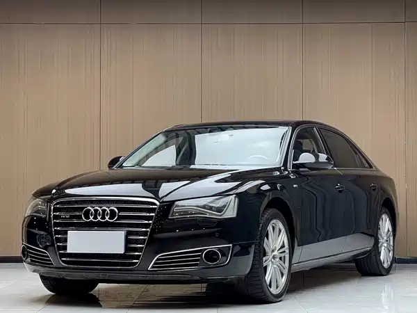 Audi A8 2012