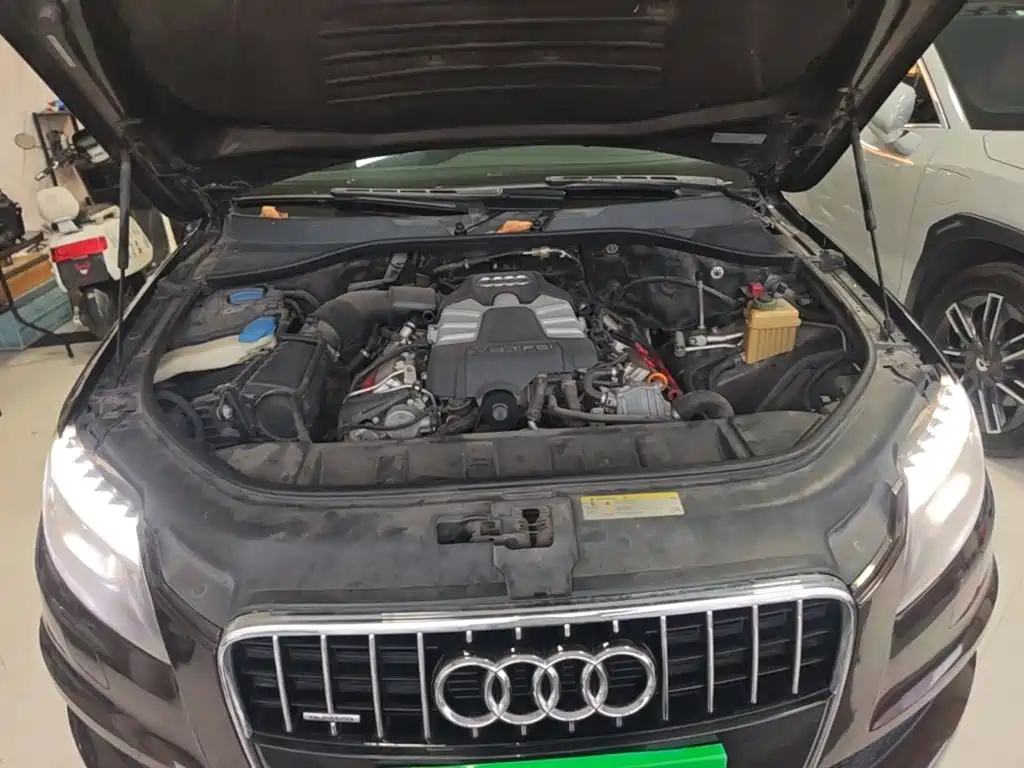 Audi Q7 2015 — фото 20