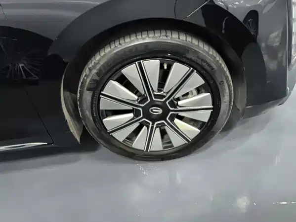 GAC Trumpchi E8 PHEV 2024