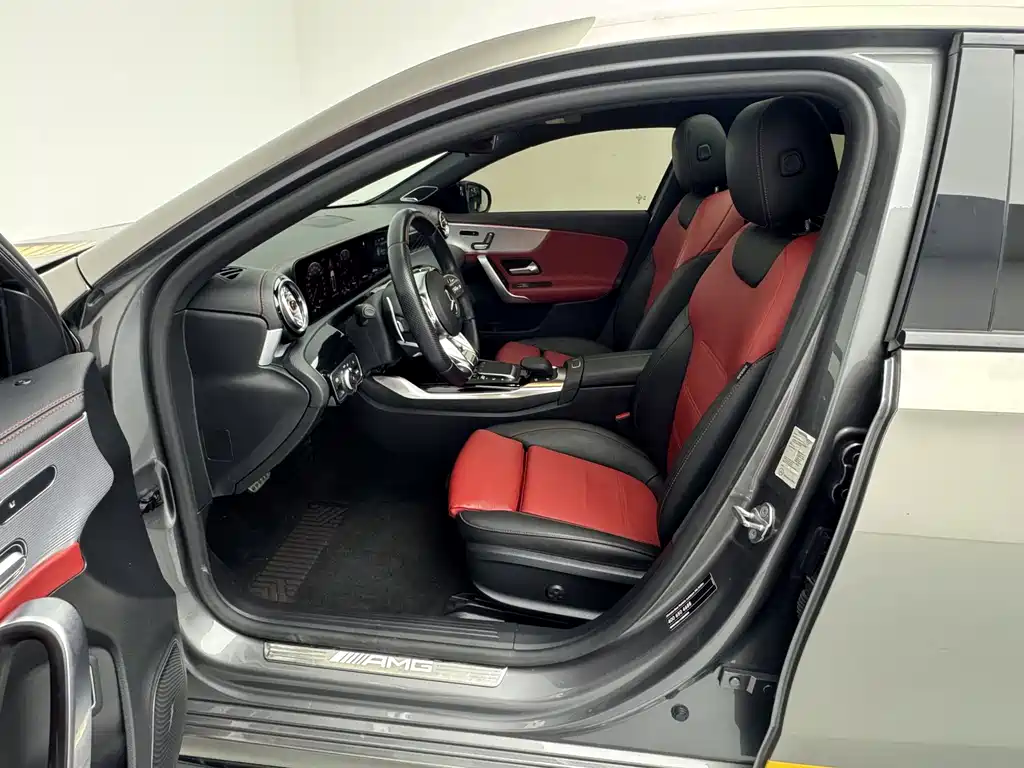 Mercedes-Benz A-Class AMG 2021 — фото 15
