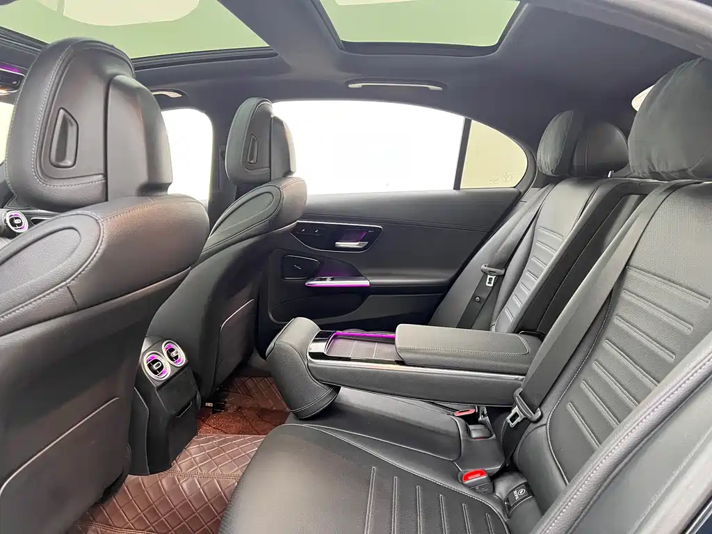 Mercedes-Benz C-Class 2022 — фото 19