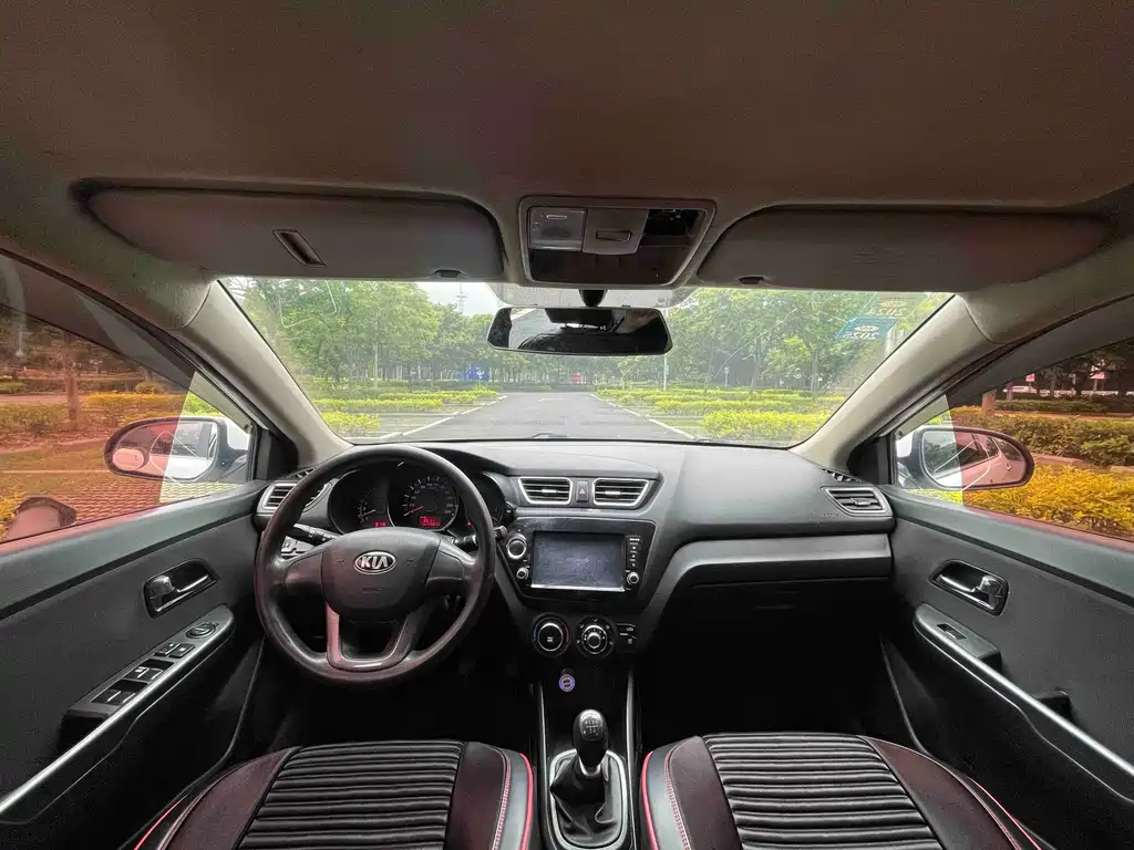 Kia K2 2014