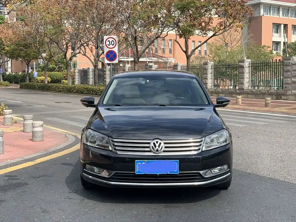 Volkswagen Magotan 2015
