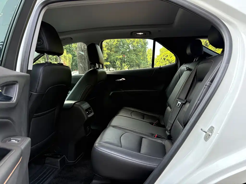 Chevrolet Equinox 2019 — фото 10