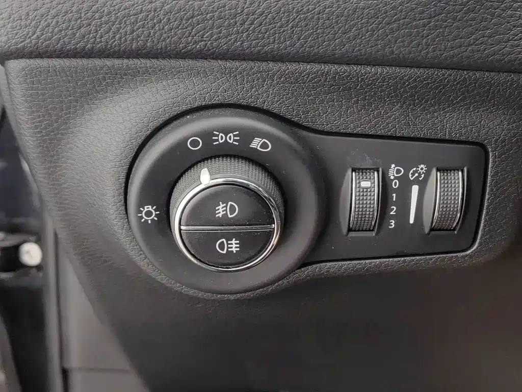 Jeep Compass 2017 — фото 21