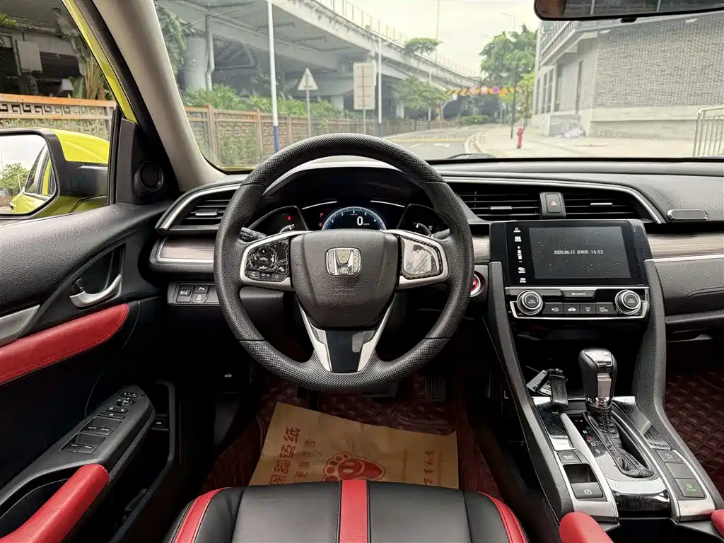 Honda Civic 2020 — фото 10