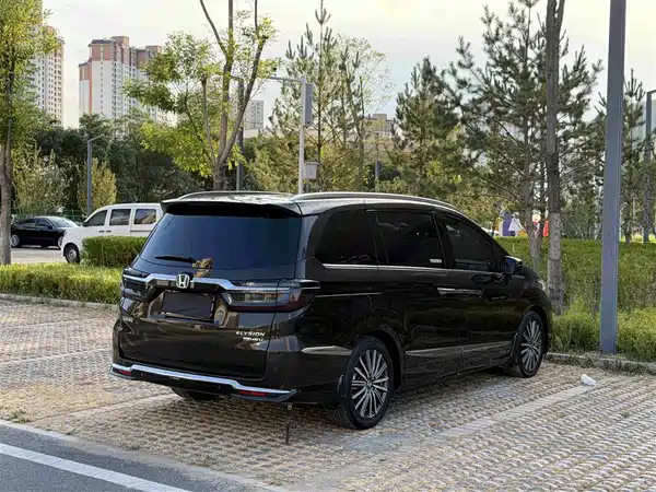 Honda Elysion 2023