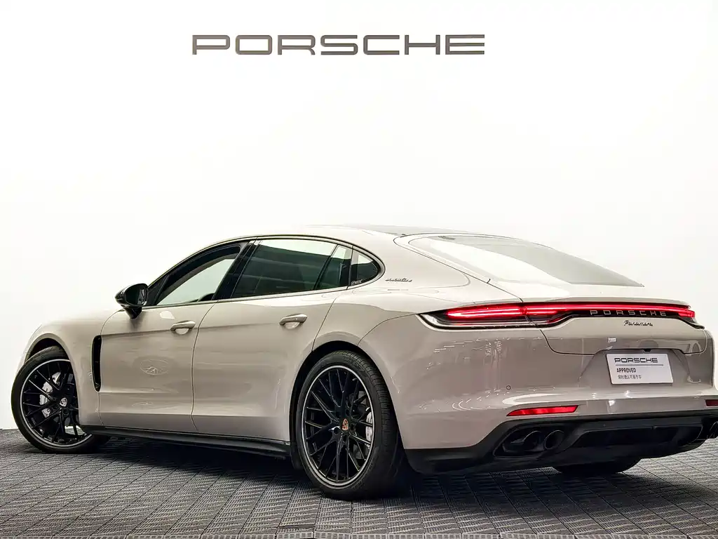 Porsche Panamera 2023 — фото 7