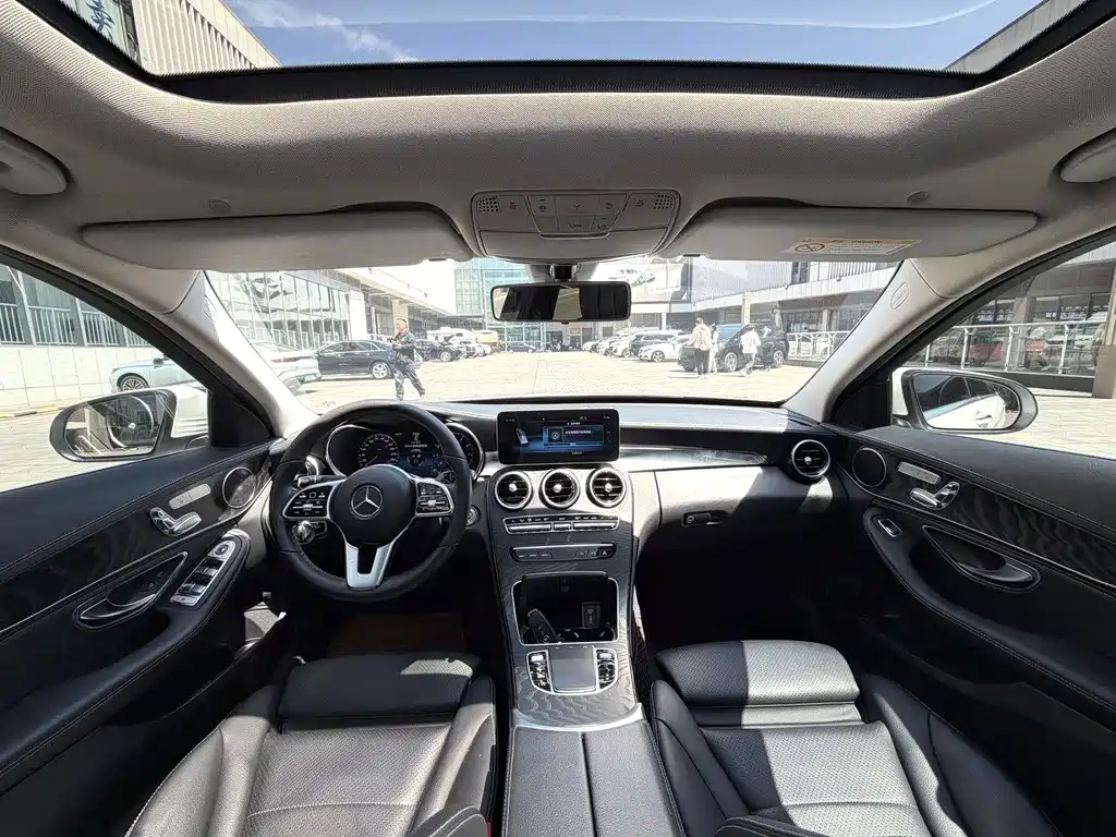 Mercedes-Benz C-Class 2018