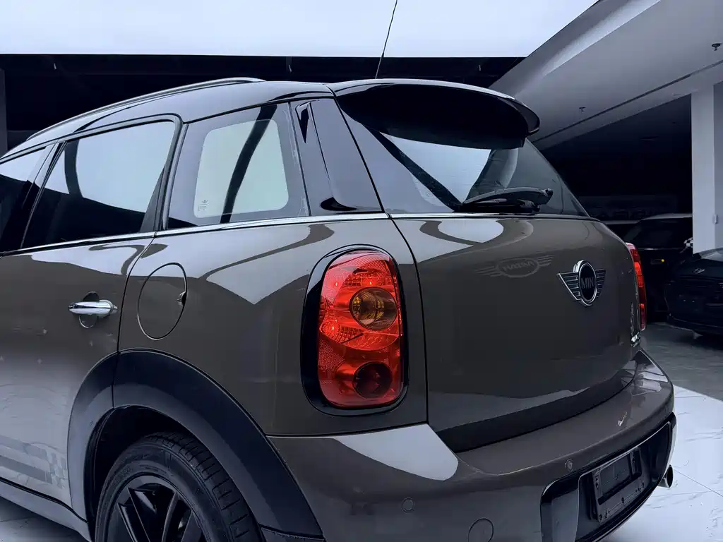 MINI Countryman 2011