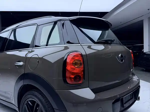 MINI Countryman 2011