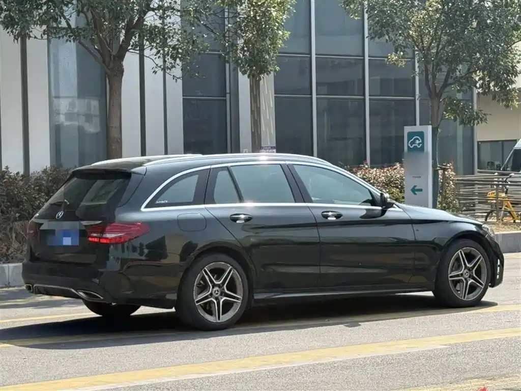 Mercedes-Benz C-Class 2019 — фото 24