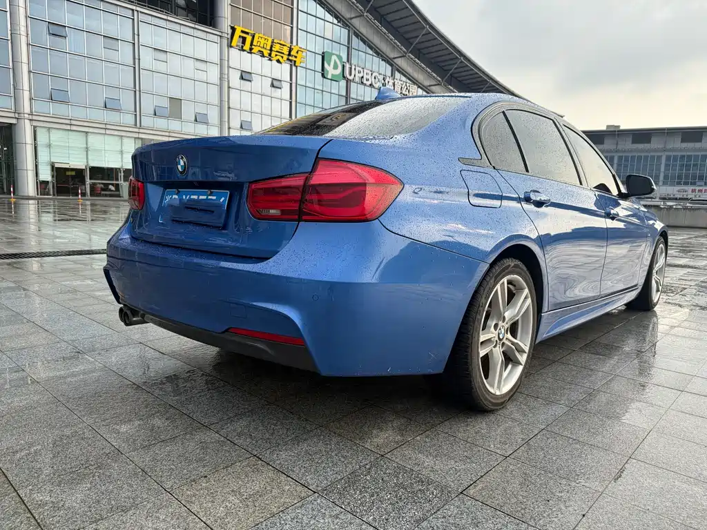 BMW 3 Series 2017 — фото 9