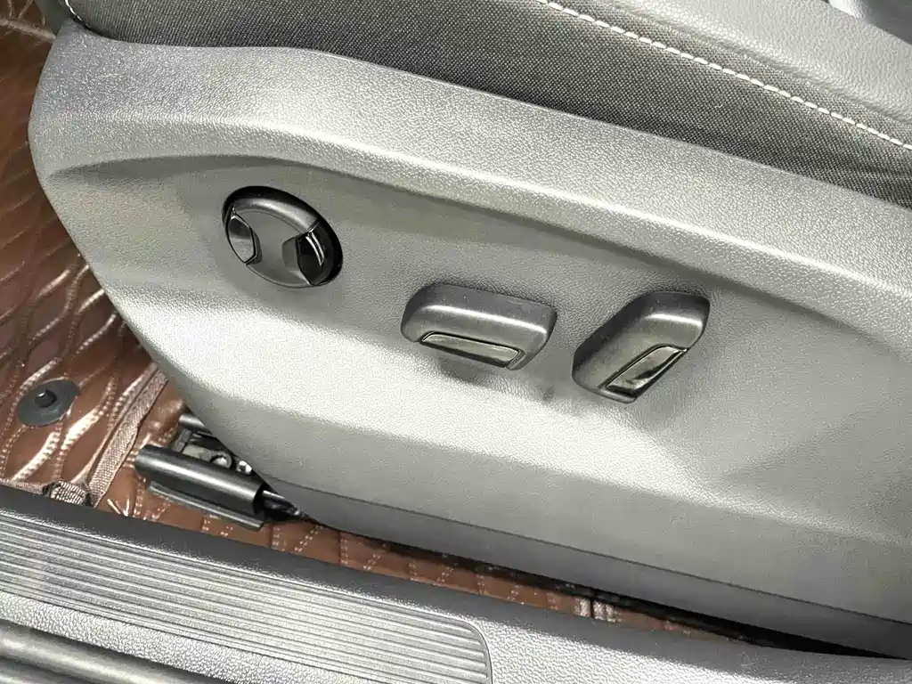 Volkswagen T-Roc 2022 — фото 17