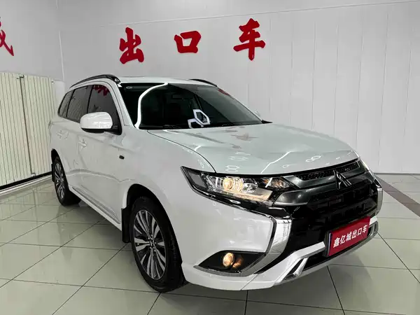 Mitsubishi Outlander 2022