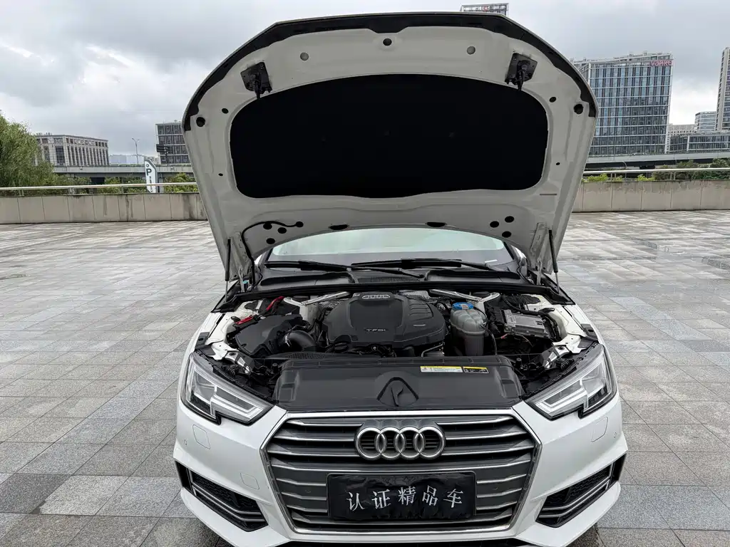 Audi A4L 2018 — фото 23